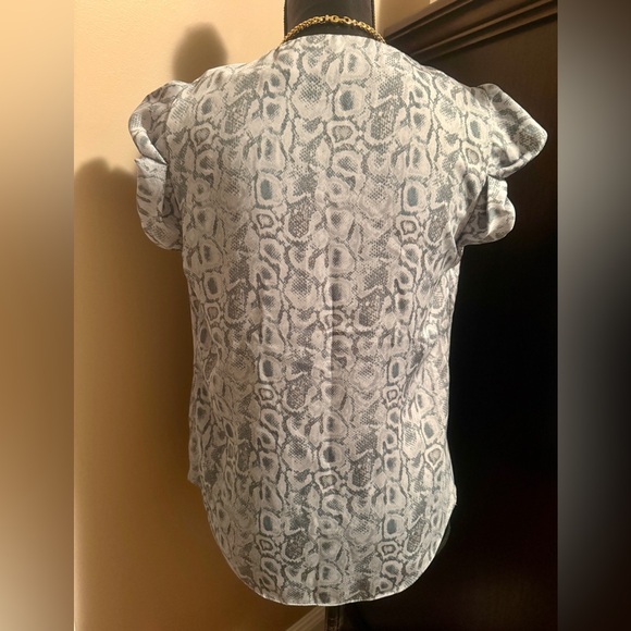 NWOT Rachel Roy Pleated Blouse - Picture 4 of 10